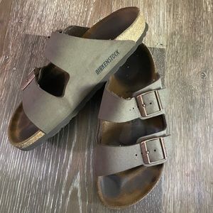 Mocha Arizona Birkenstocks